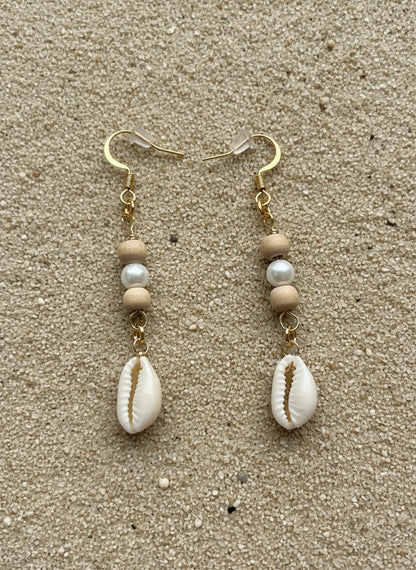 Capri Earrings 🐚